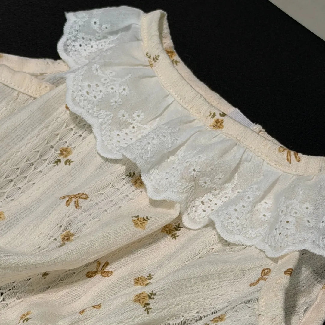 Vestido Romper Vintage de Pelúcia com Renda Floral (Somente o Vestido)