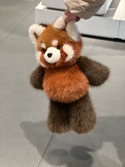 Fofo Panda Vermelho de Pelúcia Correndo