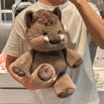 Adorável Pelúcia de Javali Selvagem