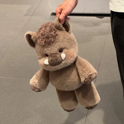 Adorável Pelúcia de Javali Selvagem