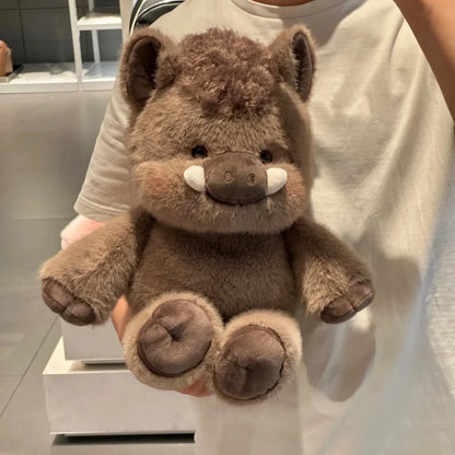 Adorável Pelúcia de Javali Selvagem